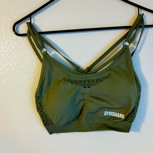 Gymshark size m green bra